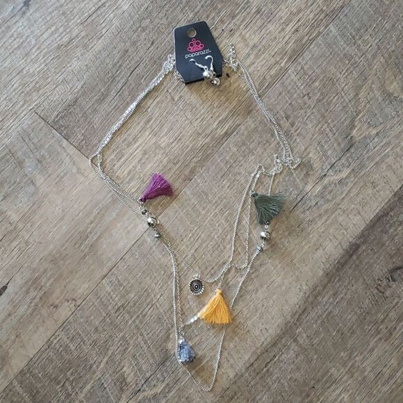 Paparazzi necklace set NWT - Picture 3 of 9